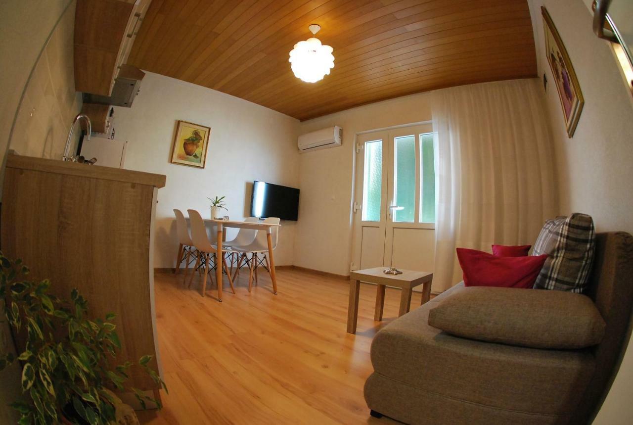 Apartman Ruzica Макарска Экстерьер фото