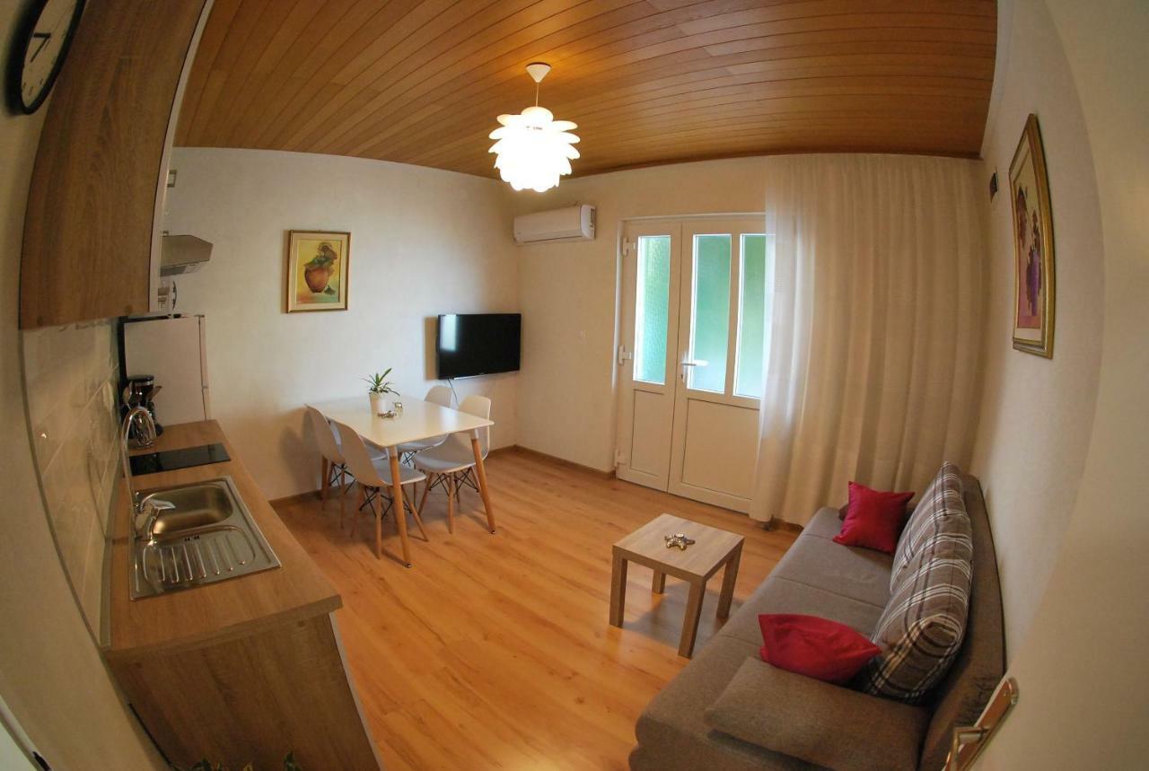 Apartman Ruzica Макарска Экстерьер фото